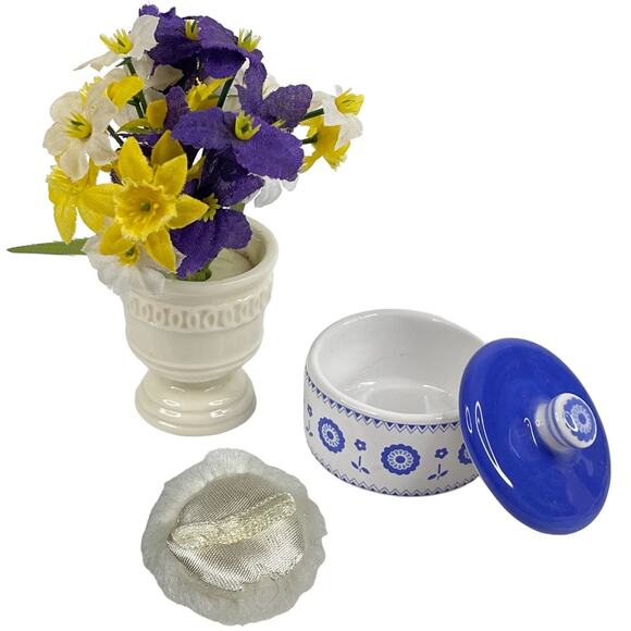 VTG American Girl Elizabeth DRESSING TABLE ACCESSORIES Vase Flowers & Powder Jar - Picture 1 of 7